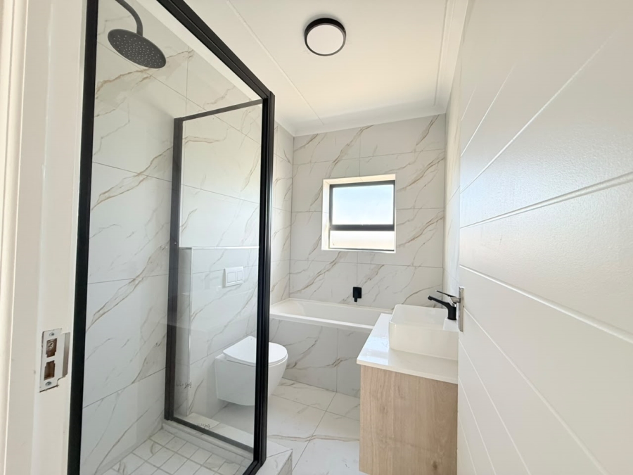 3 Bedroom Property for Sale in Sandown Western Cape